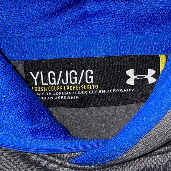Under Armour sweatshirt hoodie - Picture 2 of 3